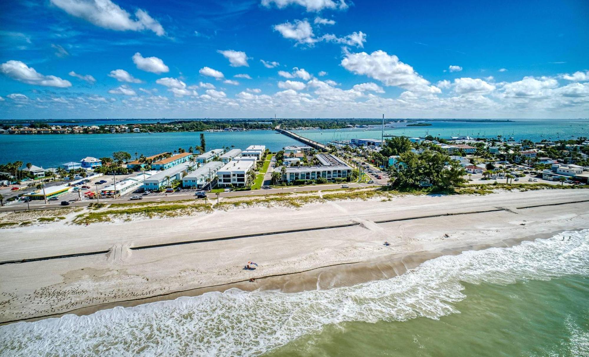 Anna Maria Island Beach Palace Bradenton Beach Exterior foto