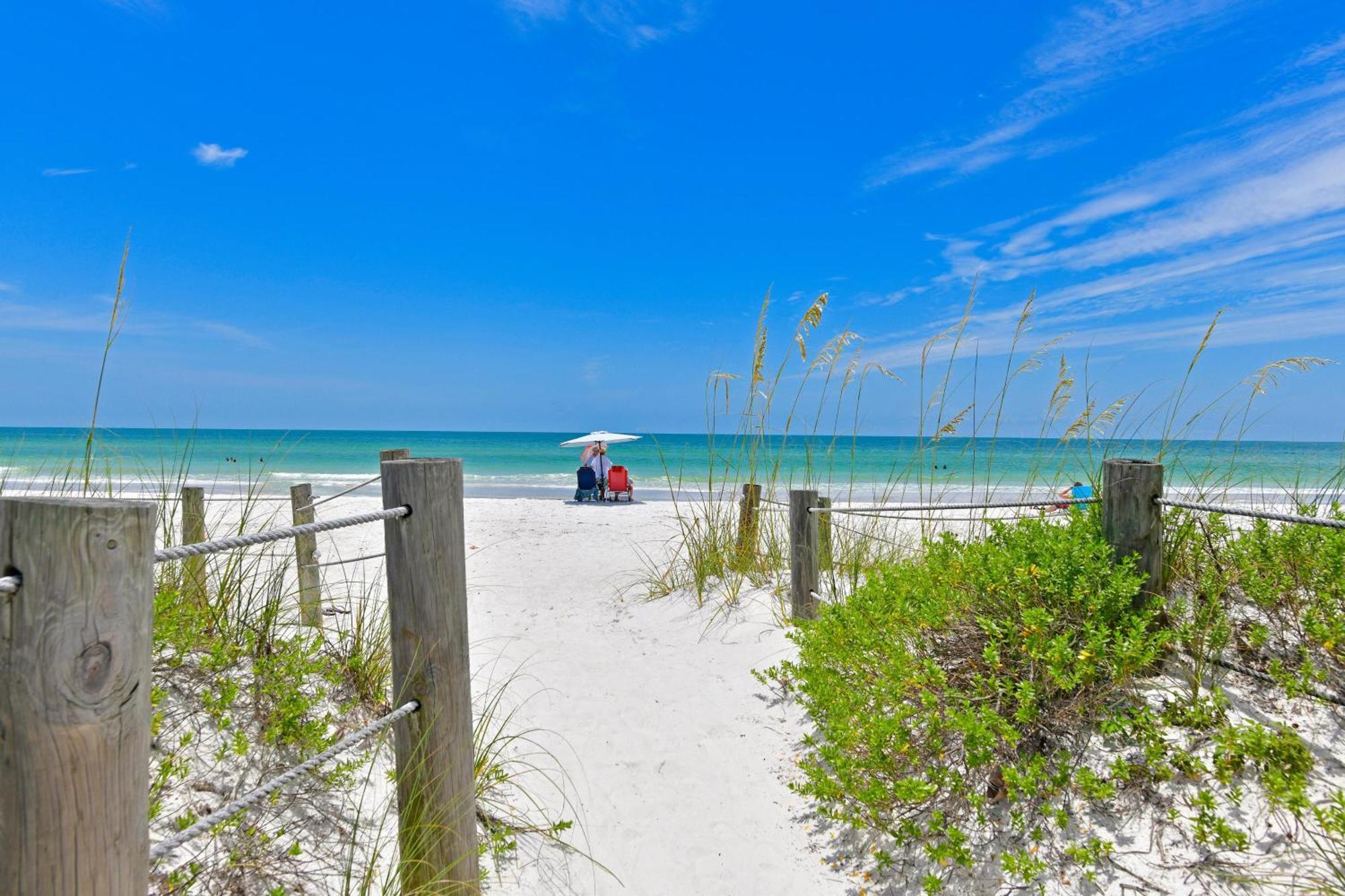 Anna Maria Island Beach Palace Bradenton Beach Exterior foto